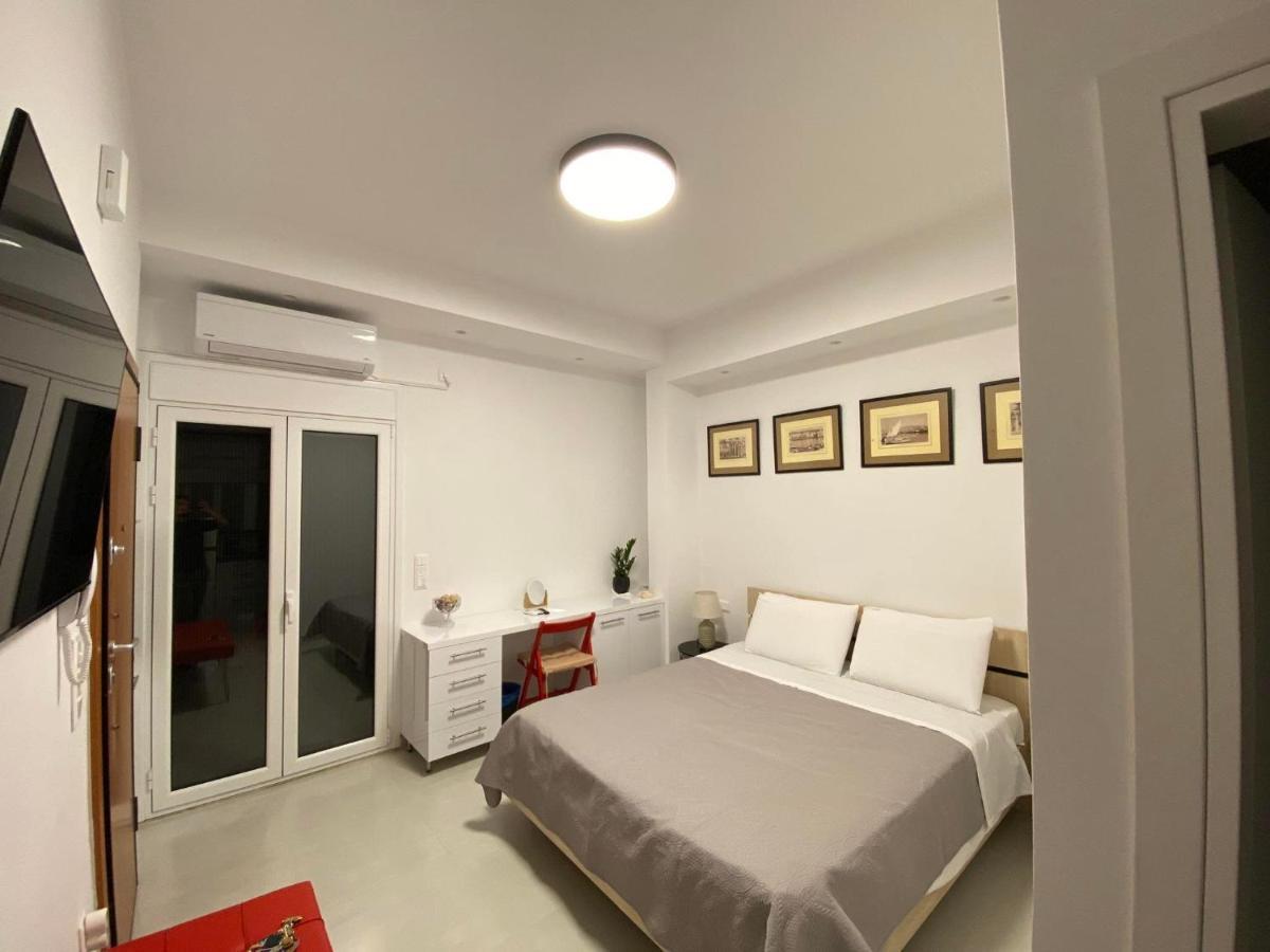Modern Studio Apartment B アテネ エクステリア 写真