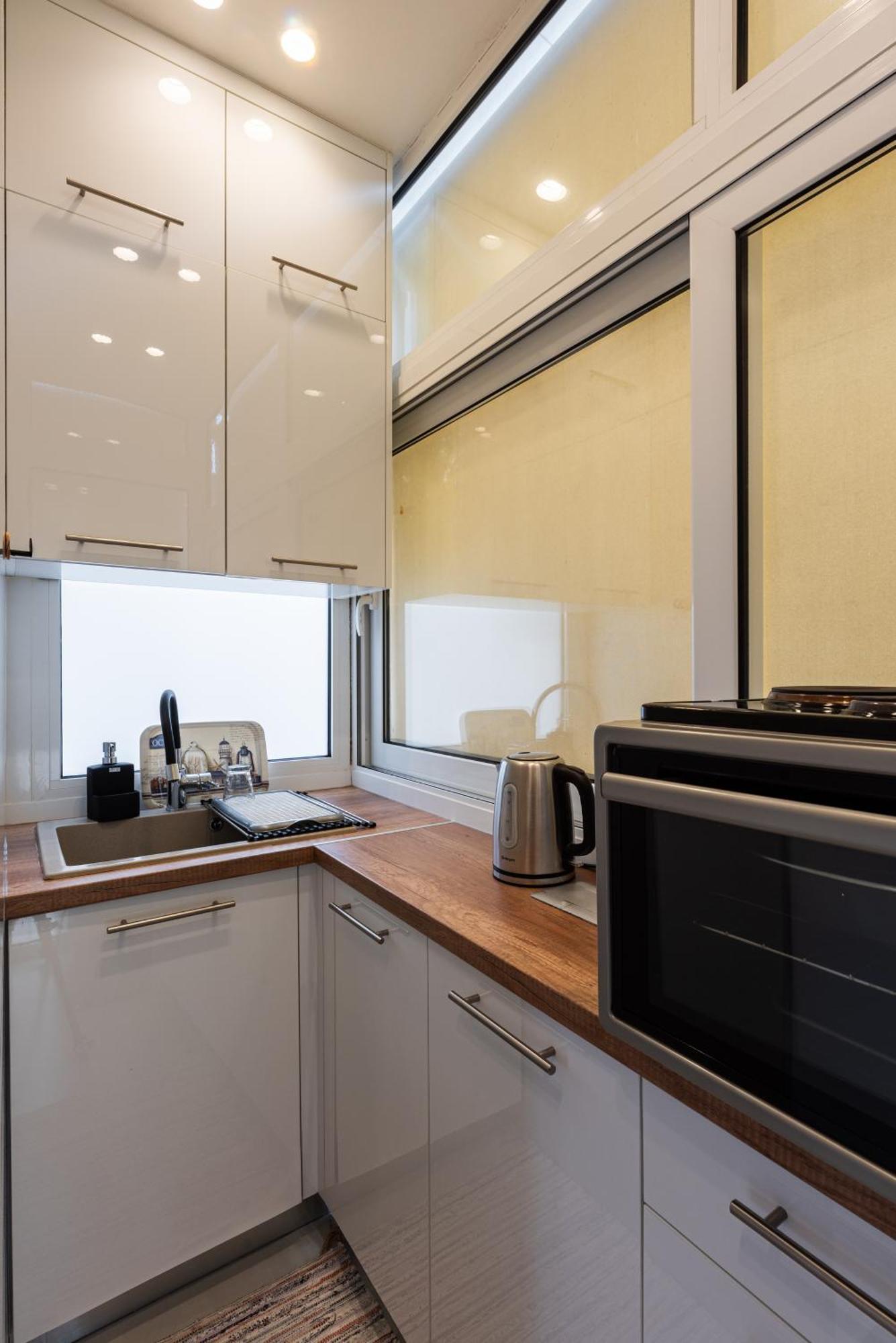 Modern Studio Apartment B アテネ エクステリア 写真
